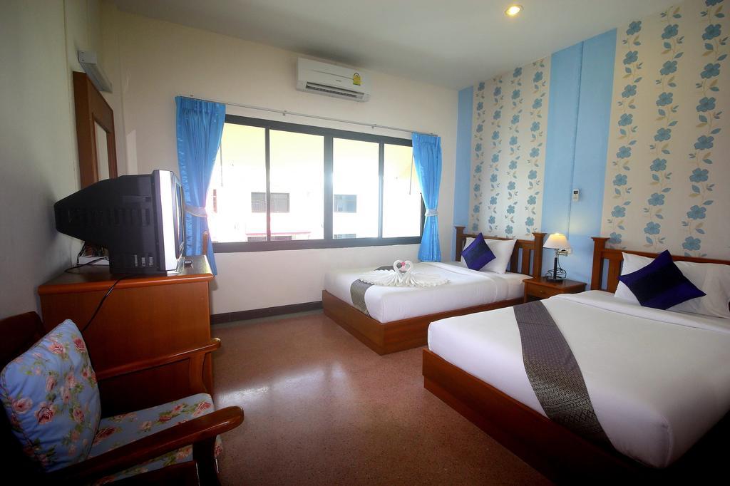 Myplace@Surat Hotel Σούρατ Τανί Εξωτερικό φωτογραφία